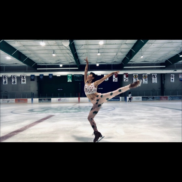 Meet your Posher, Allison - Picture 3 of 9